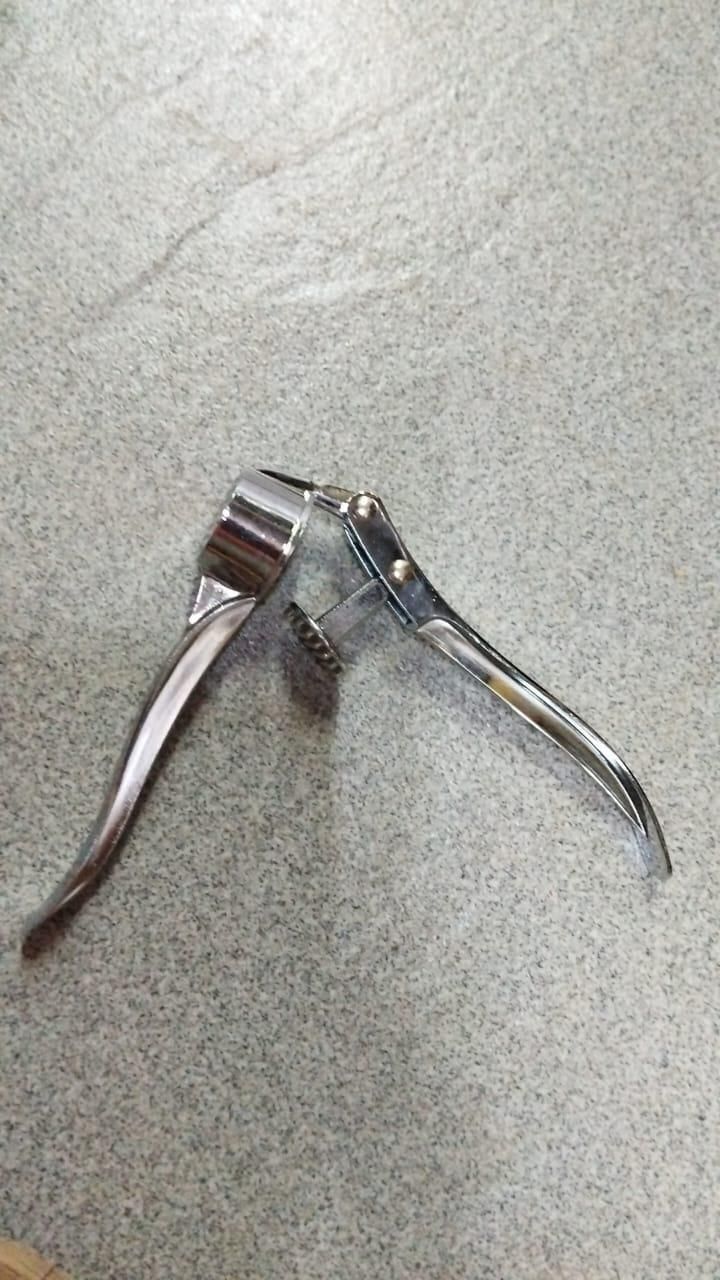 Manual Aluminum Garlic Crusher & Ginger Mincer(Heavy Quality)